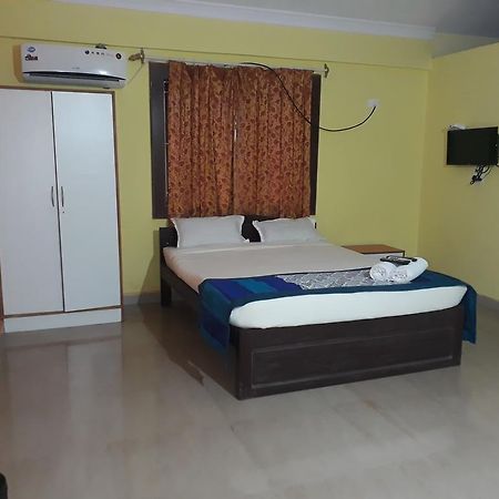 Midguard Sea View Hotel Олд Гоа Екстериор снимка